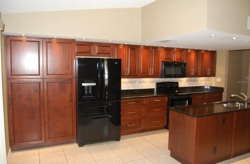 2298 Grove Valley Ave, Palm Harbor, FL 34683-3225