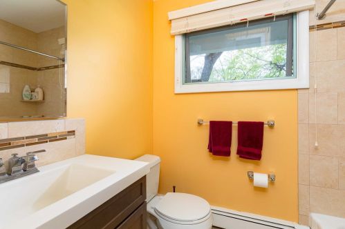 52 Timberline Dr, Poughkeepsie NY  12603-5546 exterior