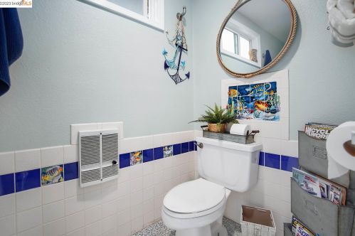 470 N St, Benicia CA  94510-2821 exterior