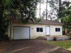 9722 Whitecap Dr, Olympia, WA 98502-9770