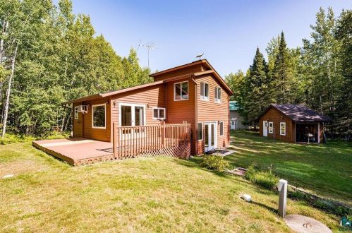 5052 Island Lake Rd, Duluth MN  55803-9212 exterior