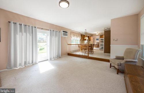 209 Knapp Rd, Lansdale PA 19446-1731 exterior