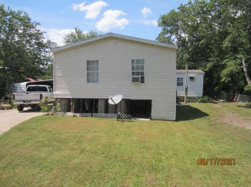 172 Alaqua Cove Rd, Freeport, FL 32439-2713