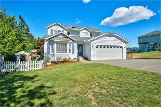 5311 Fern Ave, Bremerton, WA 98311-9649