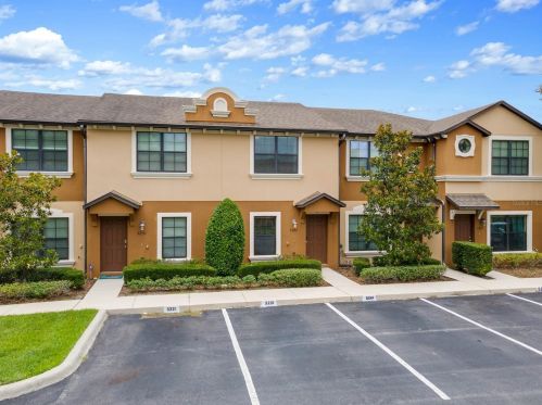 5241 Windsor Lake Cir, Sanford, FL 32773-5736
