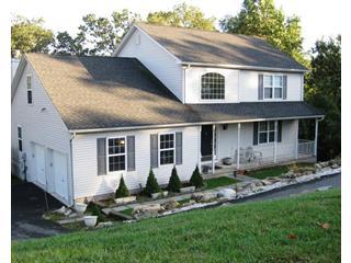 17 Crestview Dr, Stanhope, NJ 07874-2889