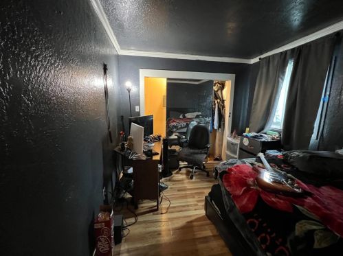 6241 Bromley Ave, Oakland CA  94621-3847 exterior