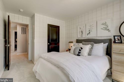 130 Winifred Dr, Hanover PA  17331 exterior