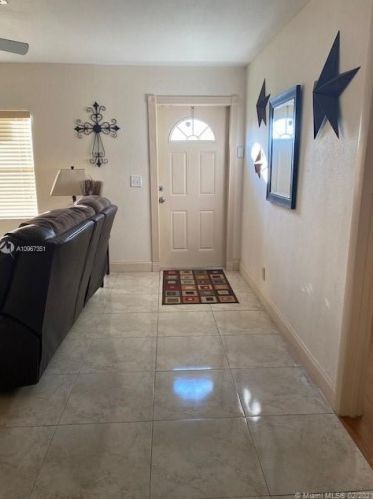 401 8th Ave, Delray Beach FL  33483-5619 exterior