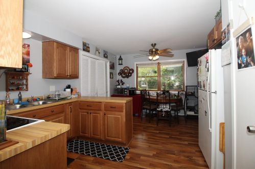 1121 Wilshire Pl, Waukesha, WI 53188-3308