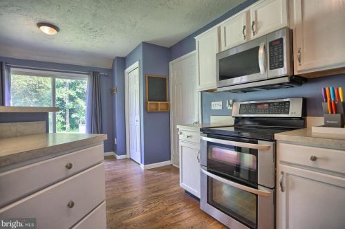 90 Cragmoor Rd, York Haven PA  17370-9050 exterior