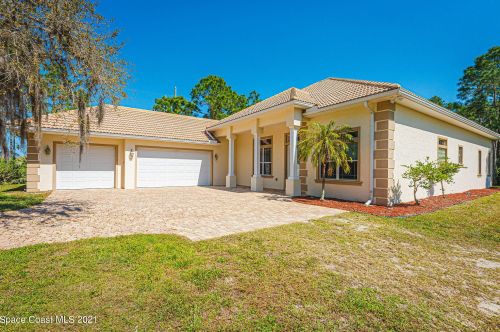 2775 Fawn Lake Blvd, Mims, FL 32754-5460