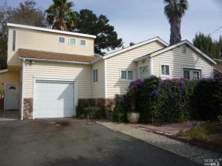 456 Woodrow Ave, Vallejo, CA 94591-7430
