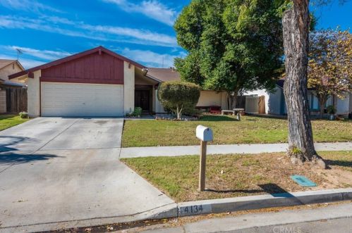 4134 Lockhaven Ln, Riverside, CA 92505-3418