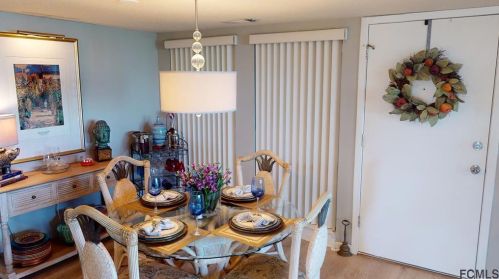 56 Clubhouse Dr, Palm Coast, FL 32137-8135