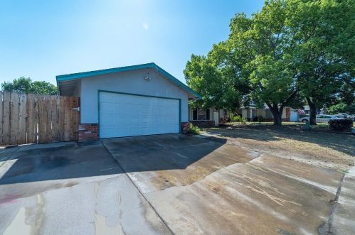 736 Alway Dr, Modesto, CA 95351-4314