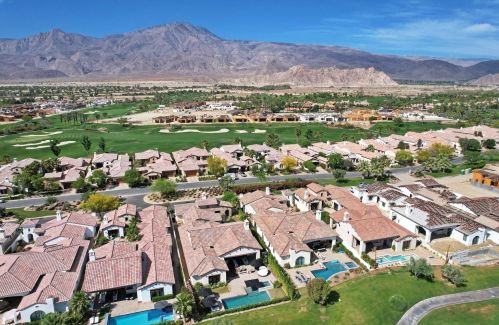 81738 Andalusia, La Quinta CA  92253-8252 exterior