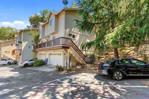 1350 Oak Ridge Dr, Cape Horn, CA 95713-9225