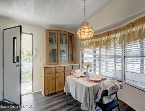 814 Lychee Dr, Sebastian FL  32976-2572 exterior