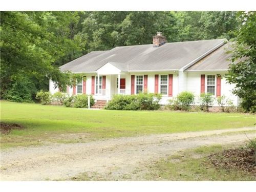 7995 Wood Dr, Disputanta, VA 23842-8079