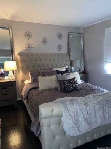 28 Larch Ct, Fishkill NY  12524-2627 exterior