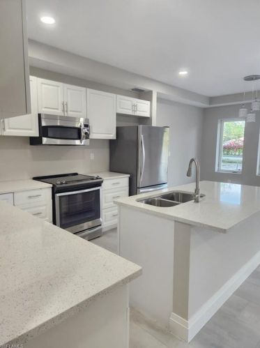 4150 10th Ave, Naples FL  34117-9119 exterior
