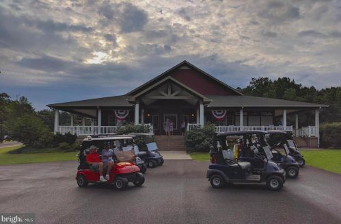 1011 Eastover Pkwy, Locust Grove VA  22508-5170 exterior