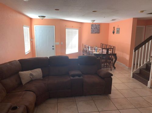 6202 Sandy Bank Ter, West Palm Beach, FL 33407-1118
