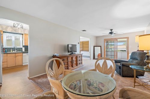 33 Watkins Rd, Bricktown NJ  08724-2446 exterior