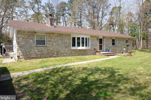 4452 Robert Dr, Newfield, NJ 08344-9034