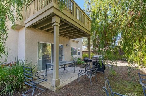 32488 Guevara Dr, Temecula CA  92592-2802 exterior