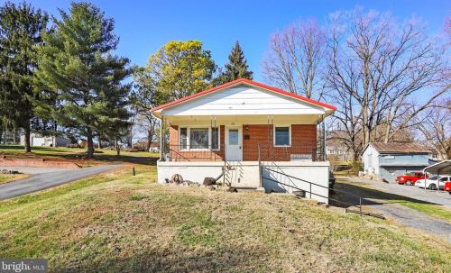 412 Massanutten Hts, Woodstock, VA 22664-1209
