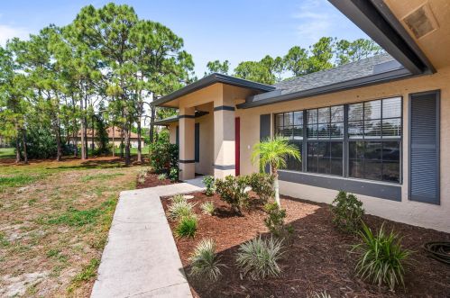 16897 77th Ln, Town Of Loxahatchee Groves, FL 33470-3094