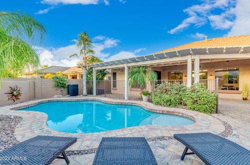 6936 St Ruben Ave, Gilbert, AZ 85298-4180