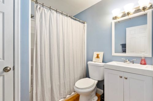 109 Redbud Dr, Beaver Falls PA  15010-1152 exterior