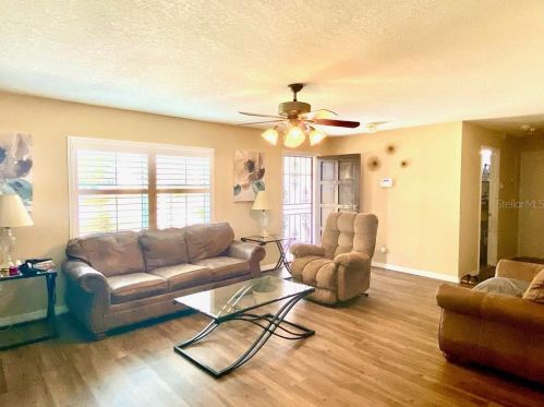 787 Trafalgar St, Deltona, FL 32725-5514