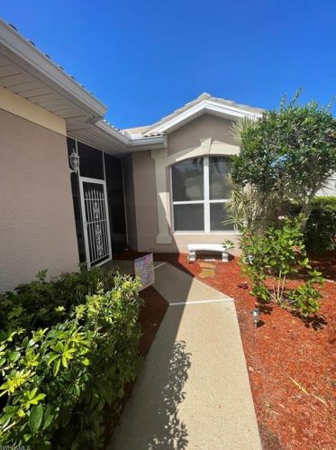2286 Granby Dr, Lehigh Acres, FL 33973-6043