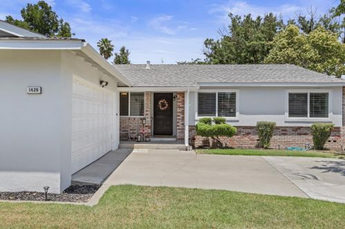 1429 Montclair Dr, Modesto CA  95350-0647 exterior