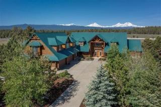 18540 Plainview Rd, Bend OR  97701-9130 exterior
