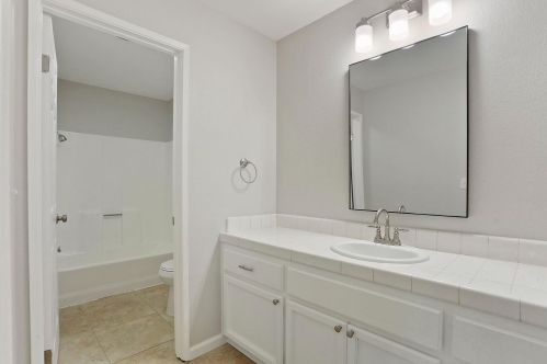 293 Crane Rd, Valley Home CA  95361-8106 exterior
