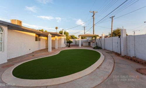 3044 39th Ave, Phoenix AZ 85029-3117 exterior