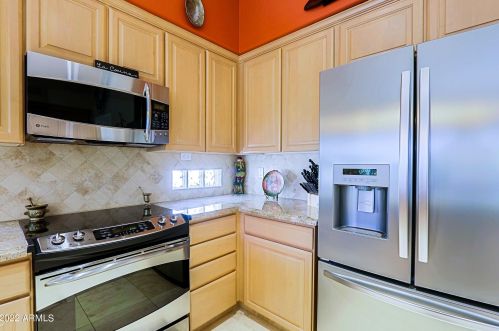 6860 Amber Sun Dr, Scottsdale AZ 85266-7034 exterior