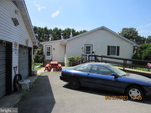 20697 Cool Spring Rd, Milton DE  19968-3225 exterior