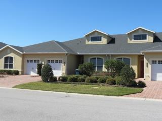 2614 Rutledge Ct, Winter Haven FL  33884-5228 exterior