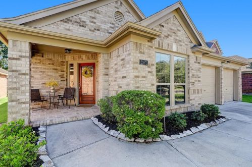 26871 Royal Timbers Dr, Humble, TX 77339-6511
