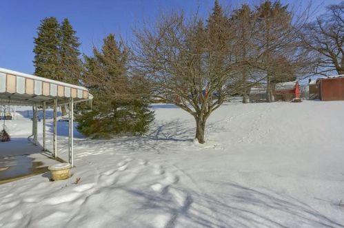 541 Meadowvale Dr, Cheswick, PA 15024-9469