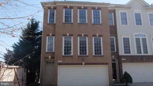 9081 Acheson Ct, Lorton, VA 22079-5212