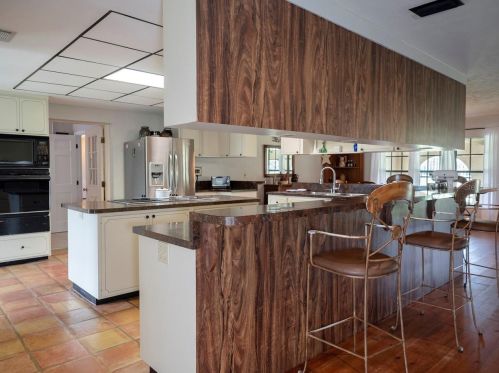 6737 180th Avenue Rd, Ocklawaha FL  32179-7002 exterior