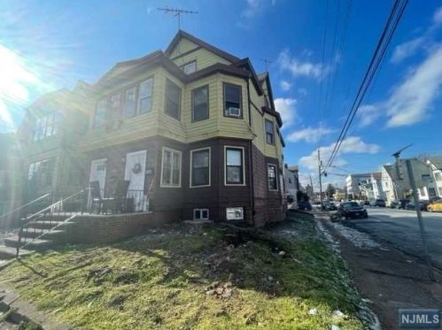 492 26th St, Paterson NJ  07514-2546 exterior