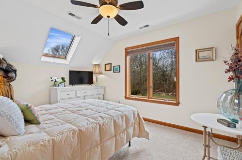 86 Crosswinds Dr, Groton CT  06340-4870 exterior